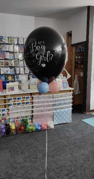 Gender Reveal Balloon with Pink or Blue Confetti - 18" Helium